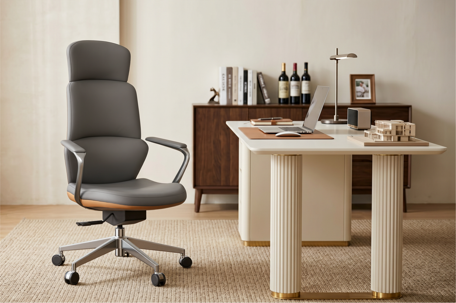 Luxury Executive Ergonomic Chairs for Home Offices: The Perfect Blend of Leather Elegance and Ergonomic Comfort